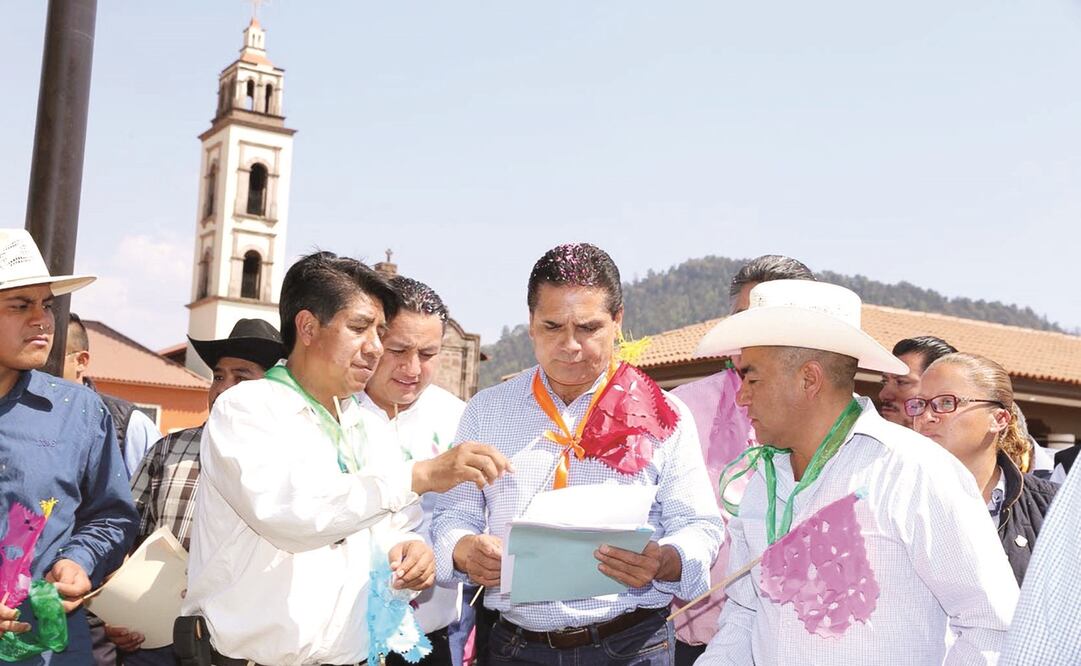 El Gobernador de Michoacán, Silvano Aureoles coincidió con la visión de dirigentes de MC de que se deben revisar los perfiles de candidatos a puestos de elección popular, a fin de evitar narcocandidatos Foto: Archivo/El Universal