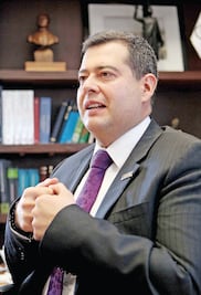 “No vengo a establecer ninguna marca”