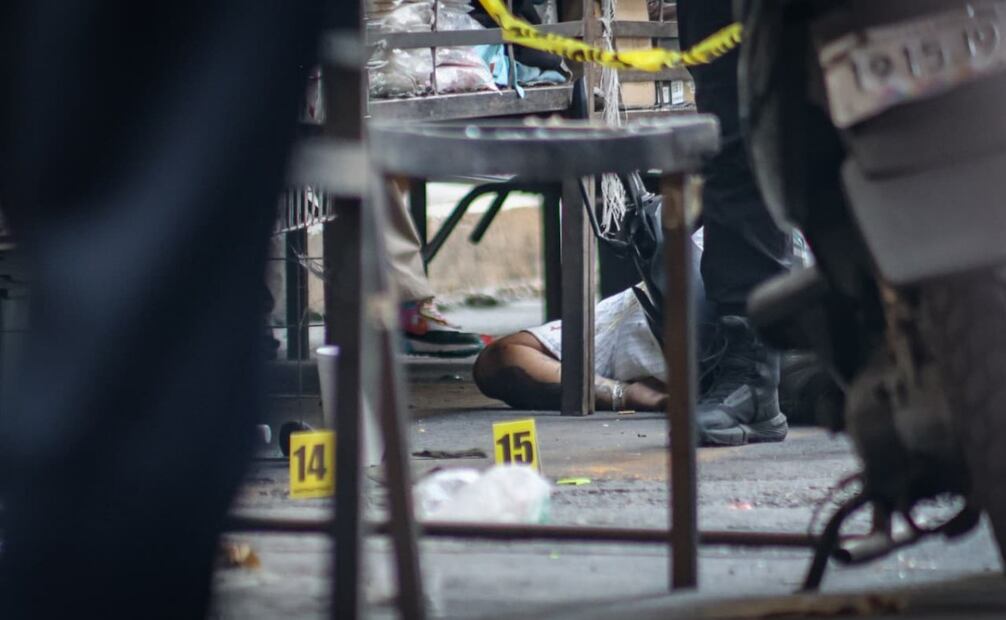Hombre muere tras ataque armado y un menor de 11 años resulta herido en Tepito; SSC analiza cámaras de videovigilancia.
Foto: Luis Camacho | El Universal