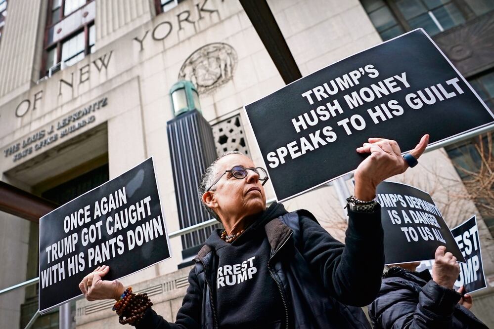 Manifesantes anti-Trump, en Nueva York. Foto: John Minchillo / AP