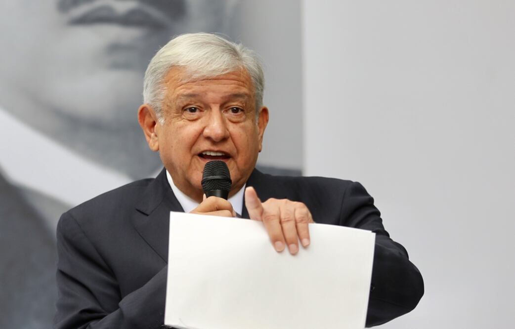  El presidente electo, Andrés Manuel López Obrador, afirmó que subastas petroleras están suspendidas hasta revisar contratos de Pemex. Foto: Lucía Godínez/EL UNIVERSAL