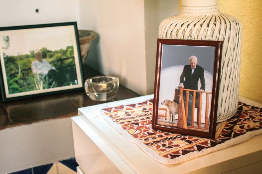 El retrato del escritor en su casa. (CORTESÍA IVEC)