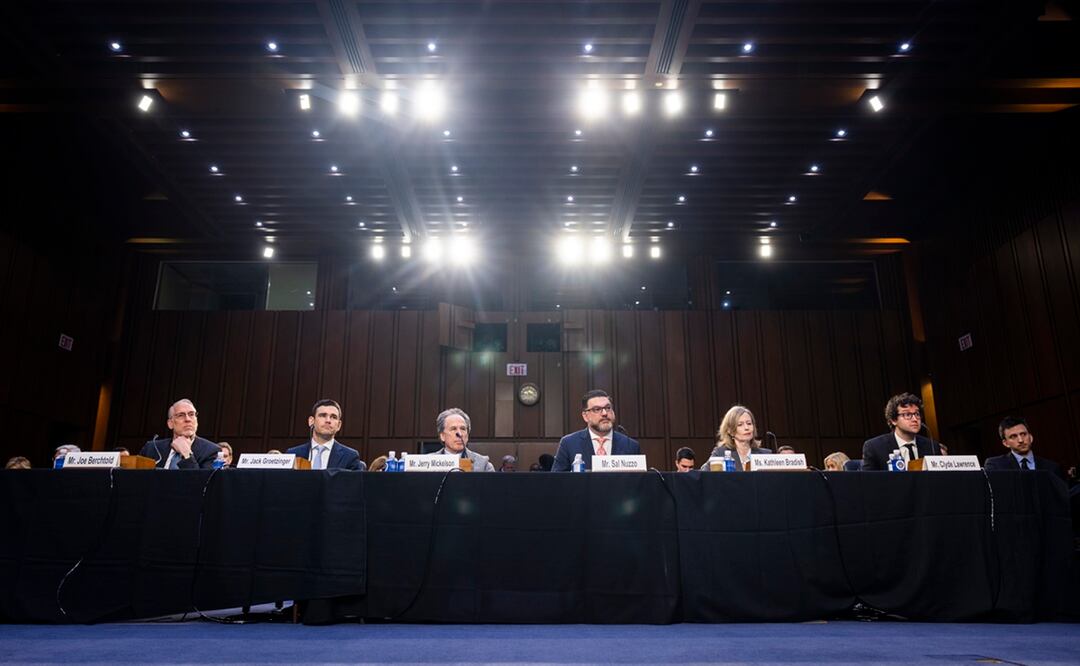 El director financiero de Live Nation se enfrenta a los legisladores por el problema de las entradas de Taylor Swift. Foto: EFE