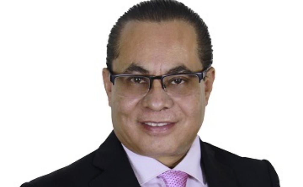 El nombre de Bernardo Ortega Jiménez también apareció dentro de publicaciones debido a su parentesco con integrantes de la organización. El exdiputado local negó en distintos momentos cualquier vínculo con actividades criminales y rechazó los señalamientos relacionados con el grupo.
Foto: Congreso del Estado de Guerrero