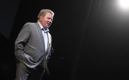 Postergan viaje de William Shatner, actor de "Star Trek", al espacio