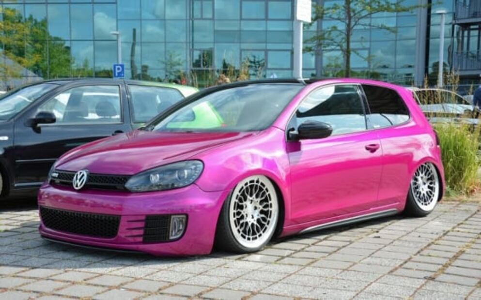 Las 5 modificaciones más inútiles en un auto