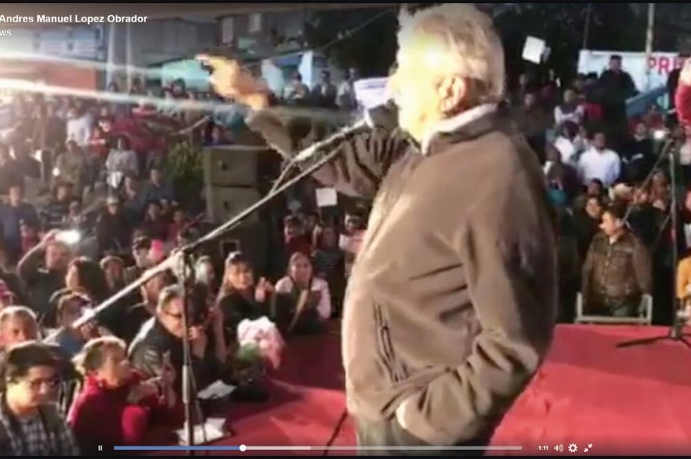 El presidente de Morena se reunió con militantes de su partido en Coyotepec, en un acto de Delfina Gómez, precandidata al gobierno del Estado de México (IMAGEN TOMADA DE FACEBOOK)