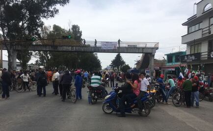 Vecinos de Atenco bloquean la Texcoco-Lechería tras ataque a comuneros