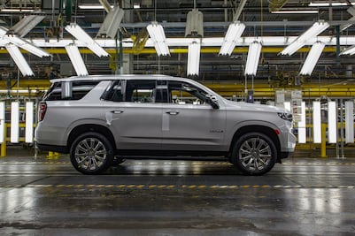 Brote de Covid-19 en fábricas de GM pone en duda su operación