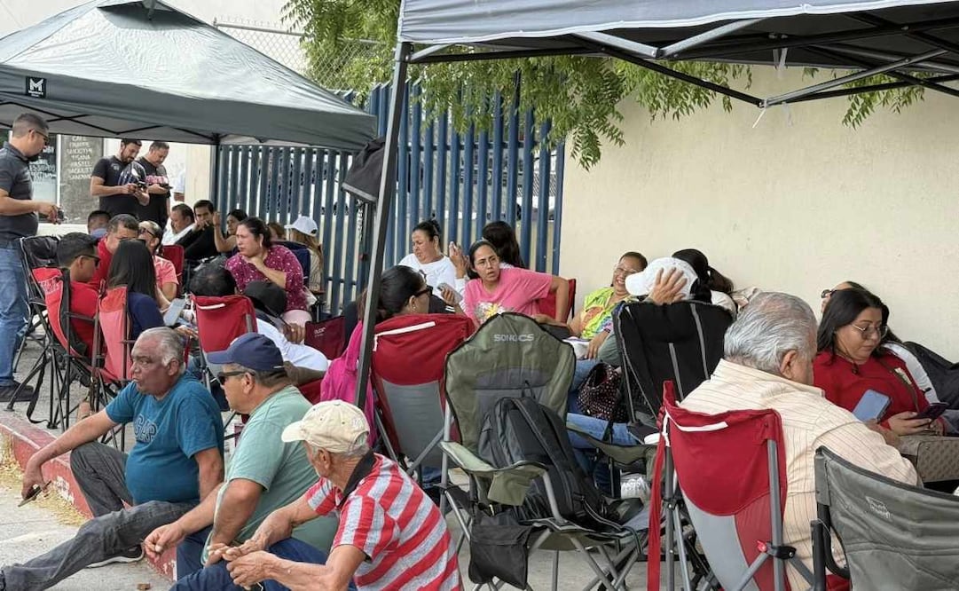 SNTE mantiene movilizaciones en Baja California Sur; demanda mejoras en servicios de salud.
Foto: Especial.