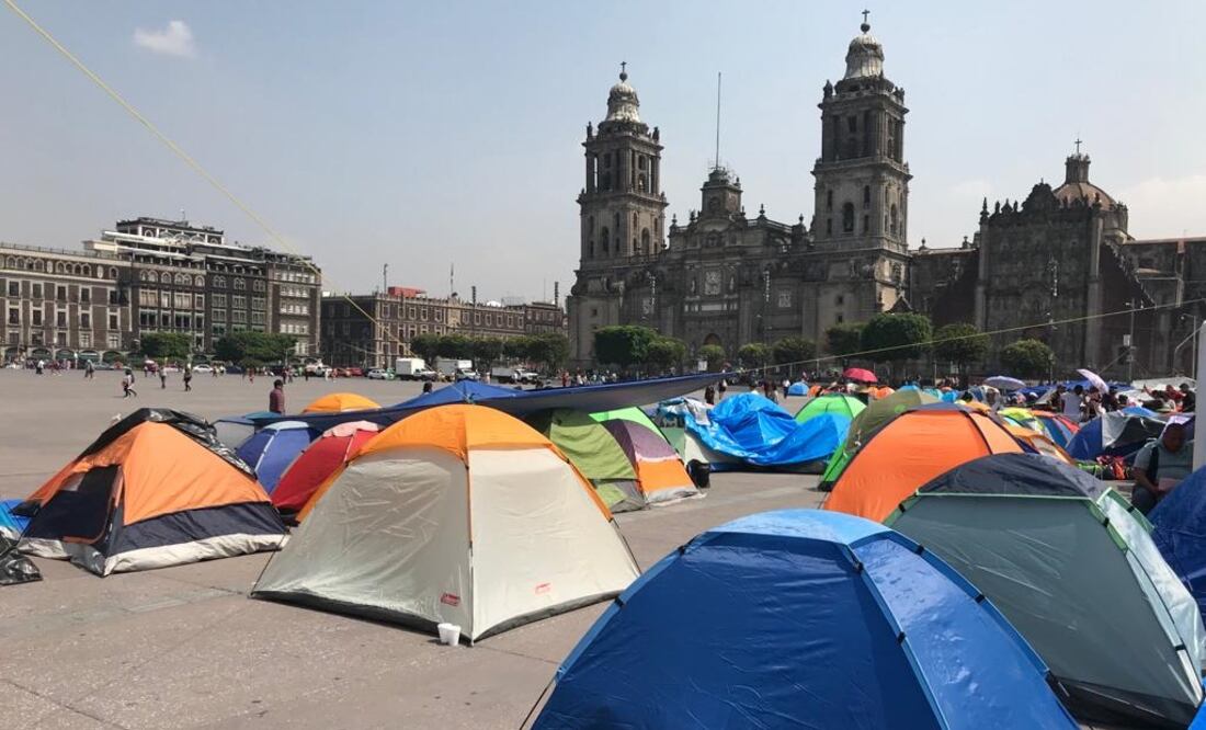 CNTE instala plantón en el Zócalo. Foto: archivo Francisco Rodríguez / EL UNIVERSAL