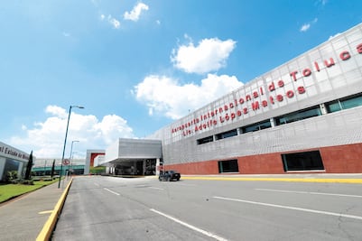 Intentan robar cajero en aeropuerto de Toluca