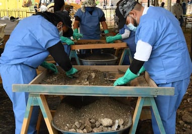 Hallan restos óseos en fosa en panteón de Jojutla, Morelos; Fiscalía mantiene trabajos de exhumación en Semana Santa