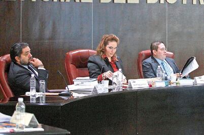 TEDF compra autos y los clasifica como confidencial