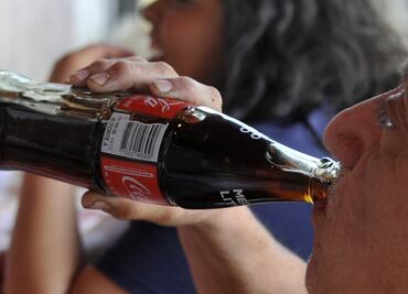 Amenaza, IEPS de 2 pesos por litro a refrescos