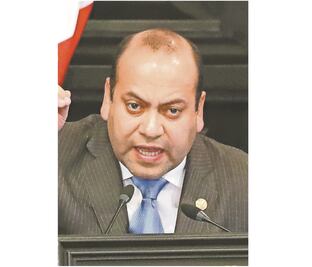 En el PRD cobran viejas facturas