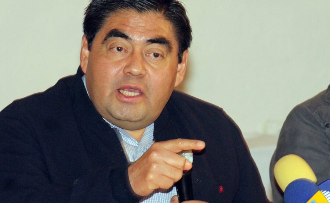 Barbosa urge cumplir con equidad de género