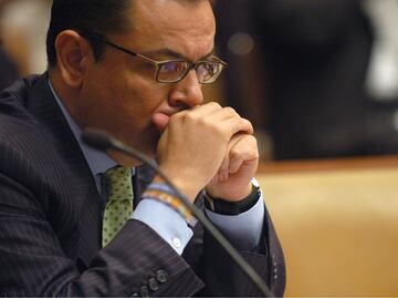 Mexican health service chief Germán Martínez quits over spending cuts