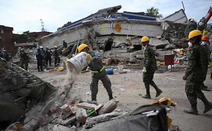 Colombia remueve escombros, tras terremoto; esperanzas de hallar sobrevivientes, al mínimo