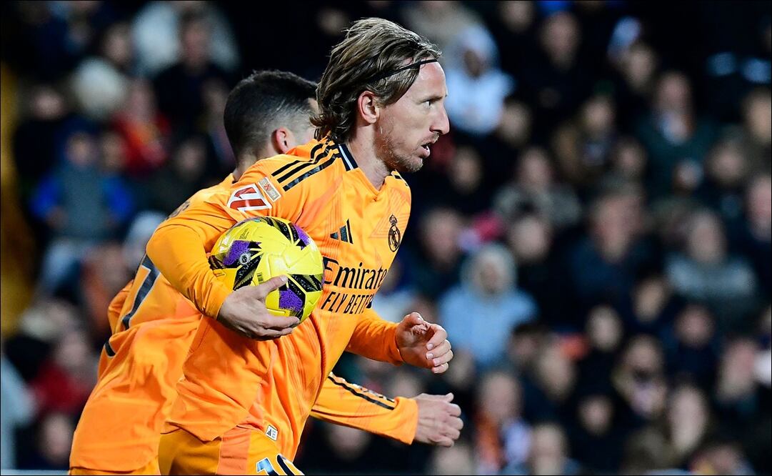Luka Modric entró en el top 10 de jugadores con más partidos en el Madrid / Foto: AFP