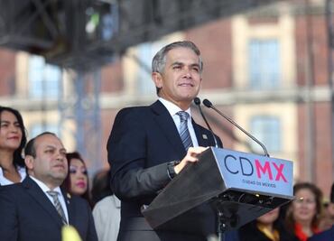 Críticas a Constitución de CDMX, respetables: Mancera