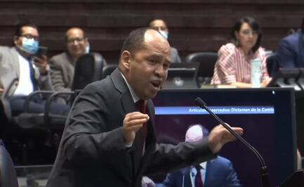 Como “niño chillón”, diputado de Morena se mofa de legisladores que defienden al INE