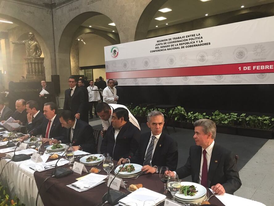 Foto: Twitter del senador Enrique Burgos 