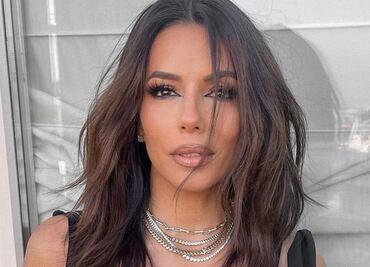 Eva Longoria luce sensual vestido nude y peinado que rejuvenece