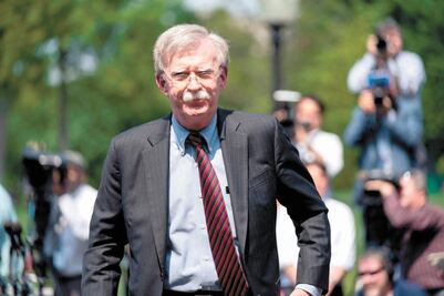Trump echa a Bolton por “desacuerdos”