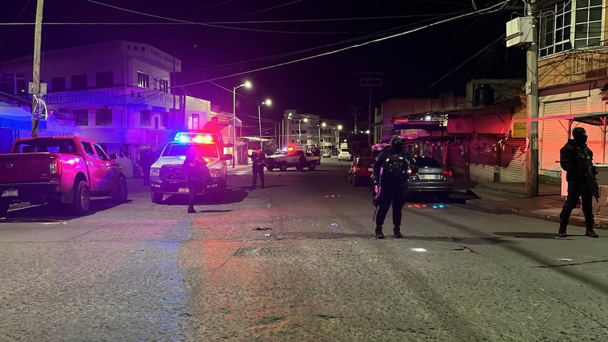 Se enfrentan militares y una célula del CJNG, en Zitácuaro, Michoacán. (Foto: @SSeguridad_Mich)