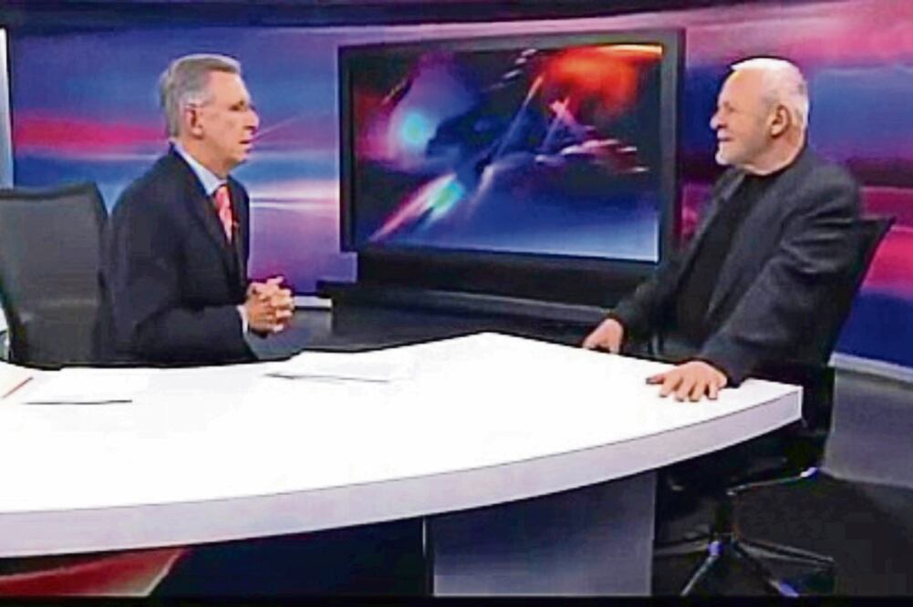 “Yo aguanto vara”, comentó López-Dóriga, tras la entrevista a Hopkins (TOMADA DE VIDEO)