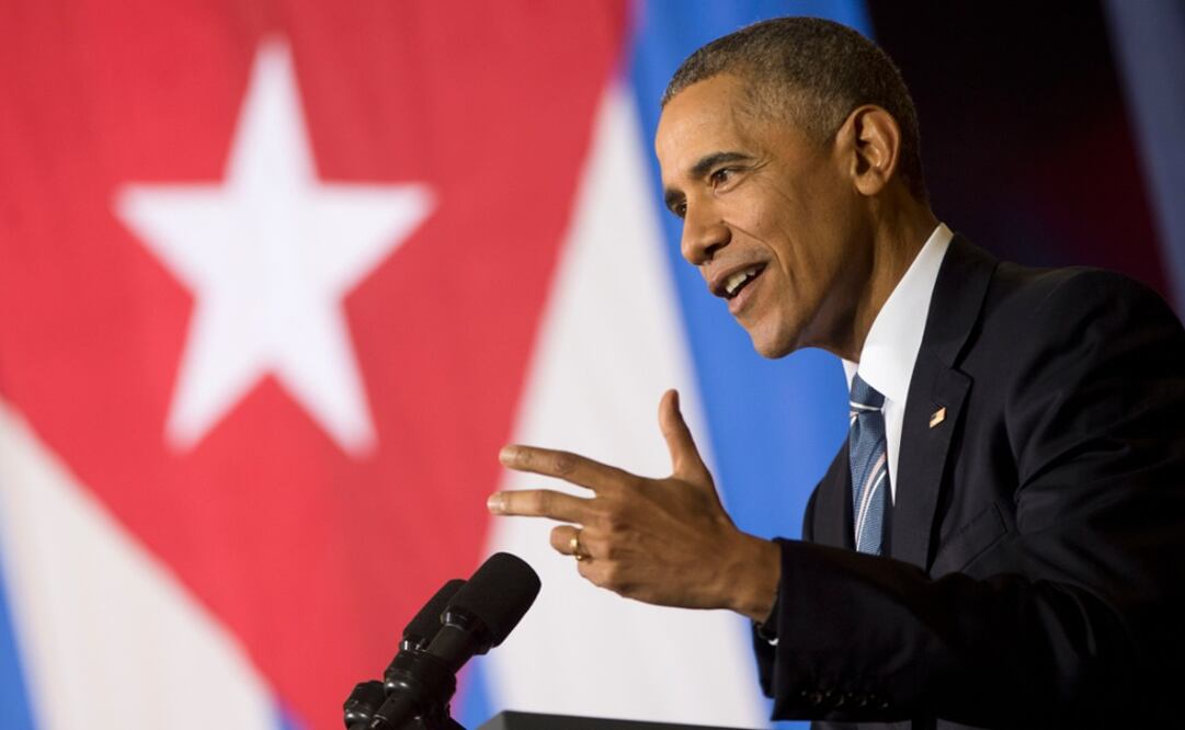 El presidente Barack Obama habla ante un grupo de emprendedores cubanos en La Habana (Foto: AP)