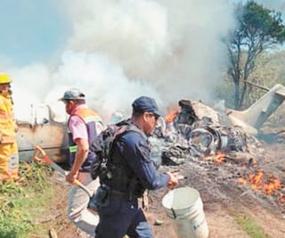 Se estrella nave de la FAM en Veracruz; mueren 6 militares