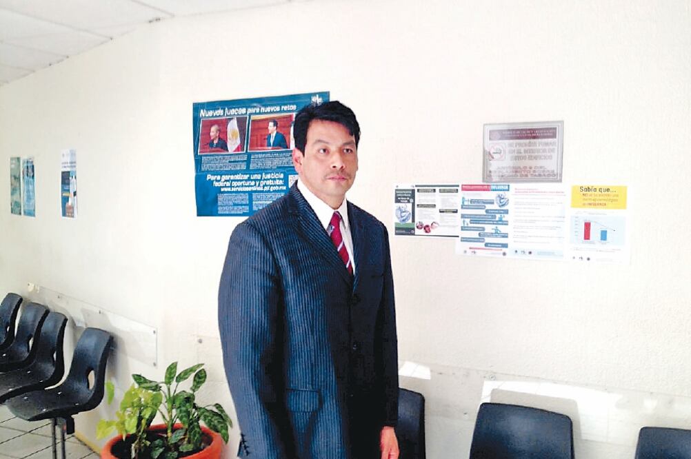 Cuitláhuac Salinas dice que como titular de la SEIDO pactó la entrega de dos testigos a una agencia extranjera el día en que se le obligó a renunciar (ESPECIAL)