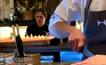 Ana Gabriela Guevara es reventada en redes por comer en exclusivo restaurante de la CDMX