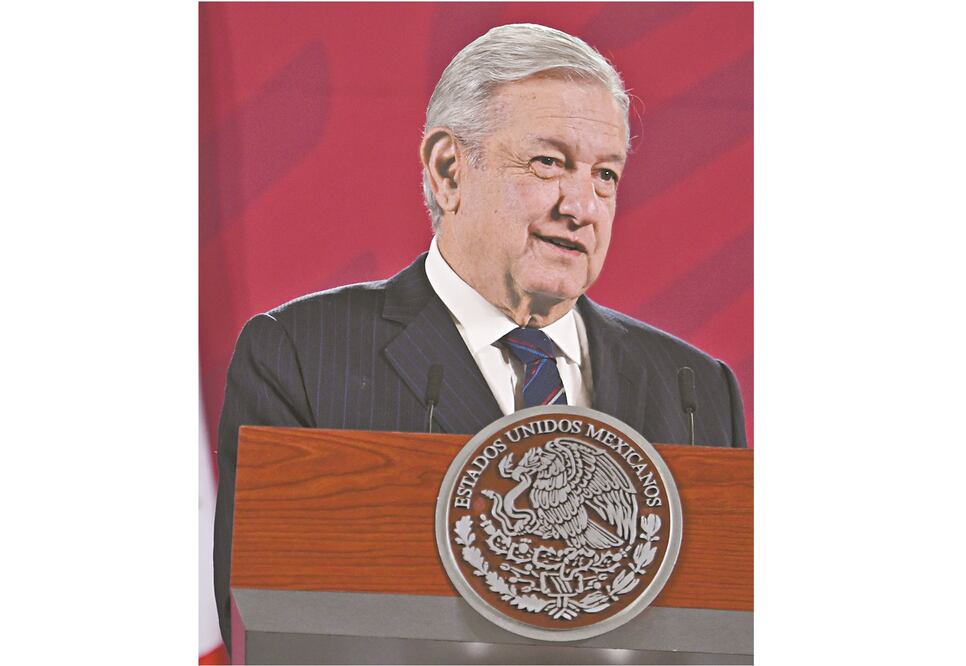 AMLO afirmó que Cresencio Sandoval tiene su confianza. Foto: CARLOS MEJÍA. EL UNIVERSAL