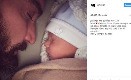 Julián Gil muestra el rostro de su bebé