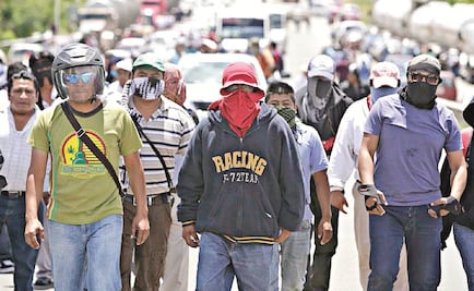 Disidentes vandalizan en sede del PRI en Oaxaca y Guerrero