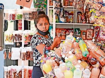 Salud y Cofepris detienen regulación de grasas trans