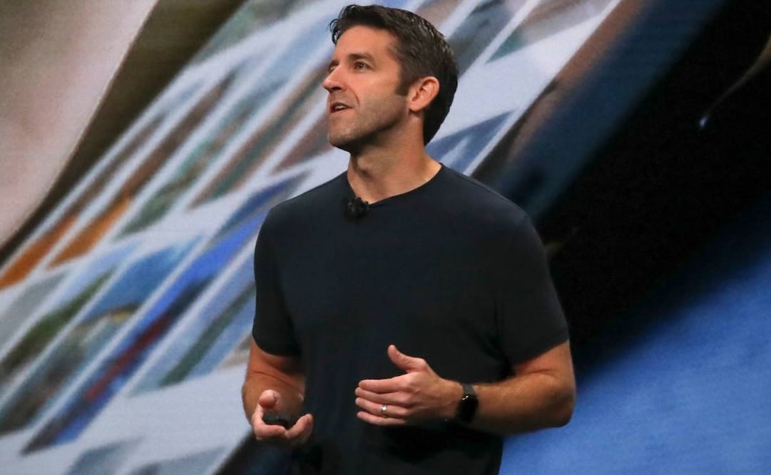 John Ternus, vicepresidente de Ingeniería de Hardware de Apple, habla sobre las últimas novedades del iPad Pro durante un evento de presentación de nuevos productos celebrado el 30 de octubre de 2018 en el distrito de Brooklyn, Nueva York. Foto: AP