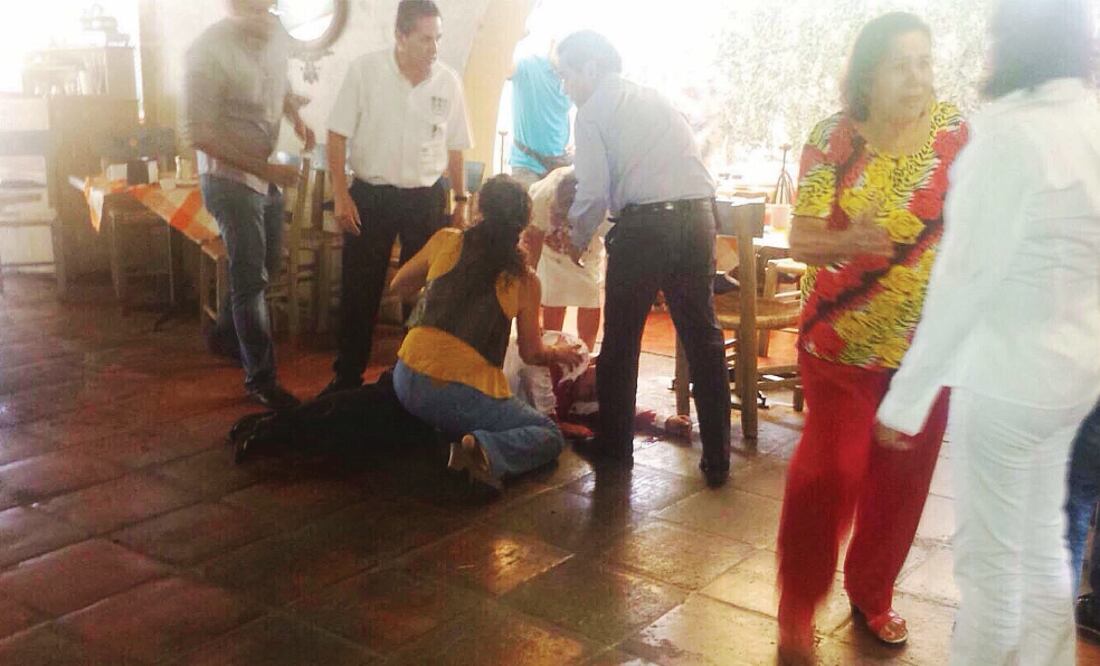 Alrededor de las 10:30, Moreno Peña desayunaba en un restaurante de la avenida Constitución con otros políticos de la entidad, cuando dos sujetos entraron en el local y uno disparó en su contra (ESPECIAL)