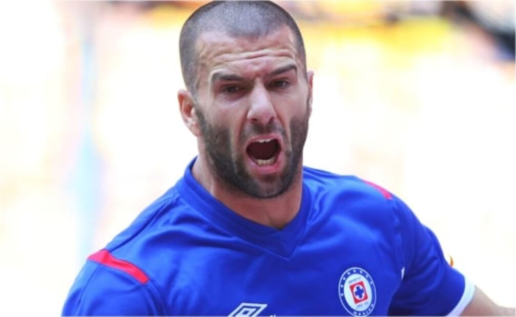 Figura de Cruz Azul pide salir del retiro y volver al equipo