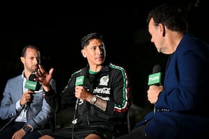 David Faitelson revela que Edson Álvarez se molestó con él: "No le gustó el comentario"