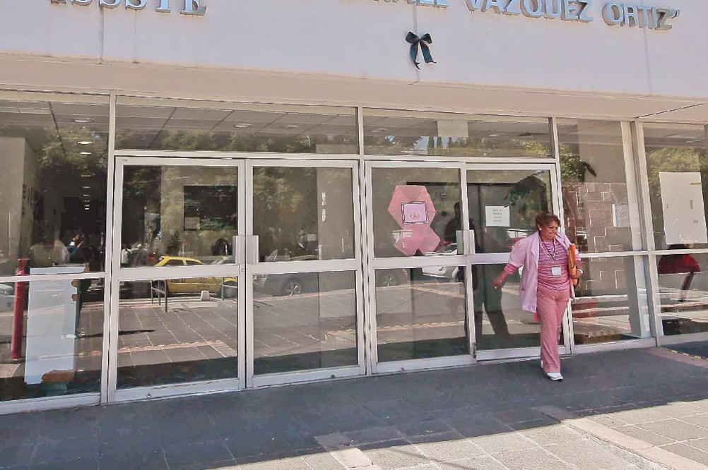 La persona, de la cual no se dio a conocer su identidad, no podrá tener cargo en el servicio público por diez años (ARCHIVO EL UNIVERSAL)