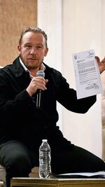 Taboada va por denuncia colectiva por espionaje