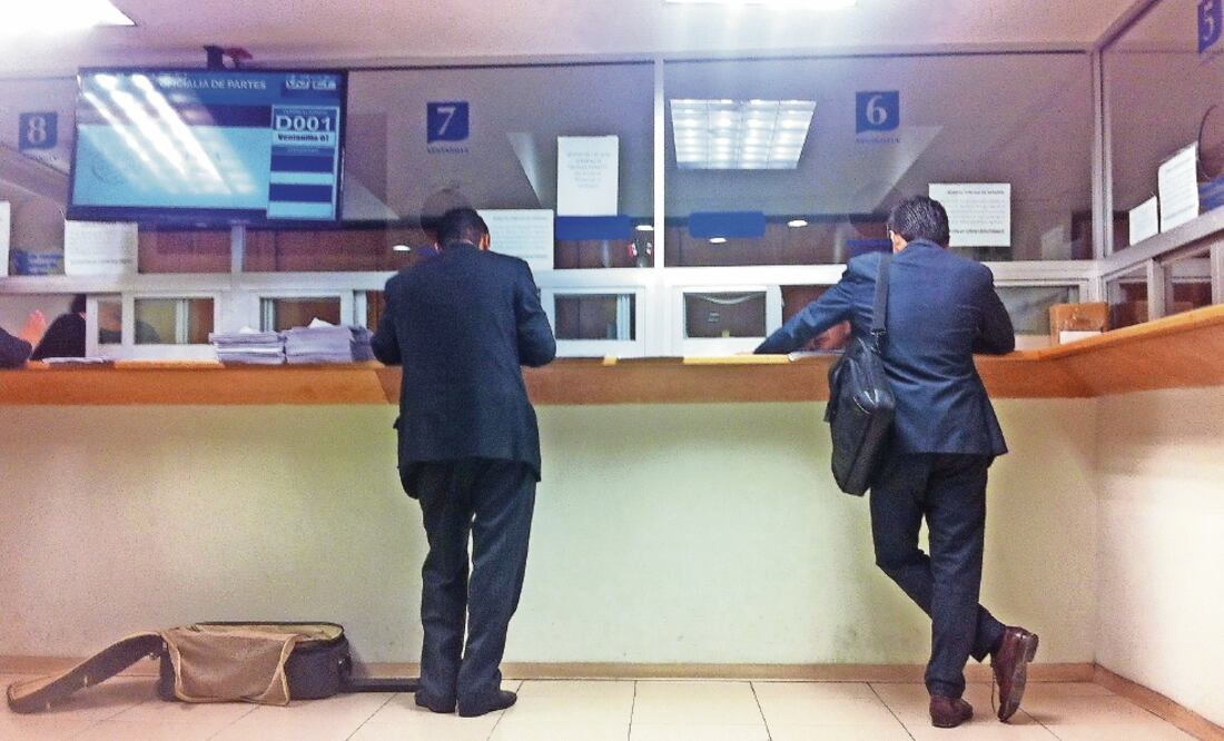 Según funcionarios, aún no existe un sello de recepción de documentos que distinga entre la Décimotercera Sala y la Auxiliar Metropolitana. (ALEJANDRO ACOSTA. EL UNIVERSAL)