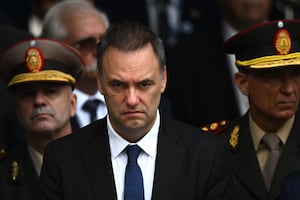 Renuncia jefe de gabinete de Milei, Manuel Adorni; es señalado de enriquecimiento ilícito