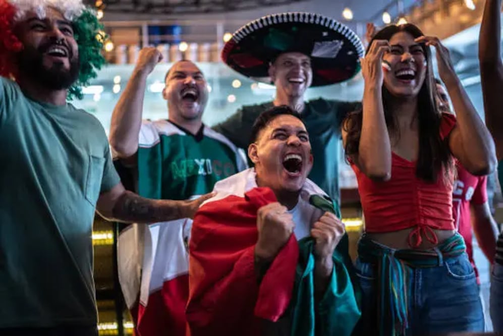 En México, 58% verá el torneo en casa y 62% en Centroamérica, principalmente a través de televisión abierta o de paga; seguida de servicios de streaming. Foto: Unsplash