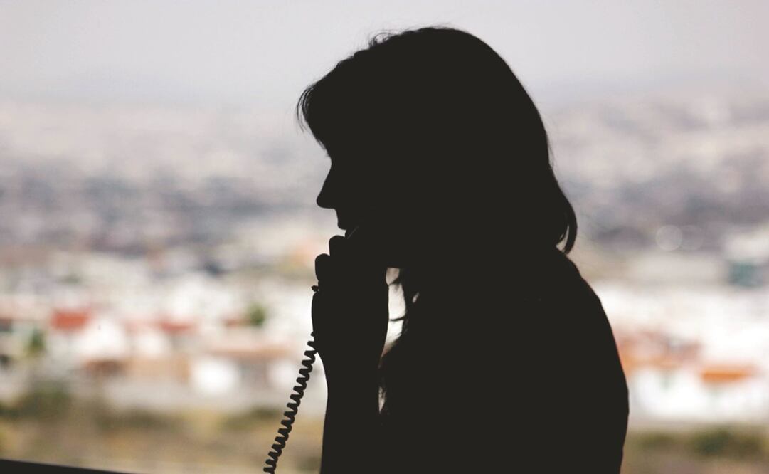 Una usuaria grabó una llamada telefónica en la que interactuó con una falsa operadora, que se hizo pasar por personal de BBVA, que le alertó de supuestos cargos no reconocidos. Foto: Archivo/ EL UNIVERSAL