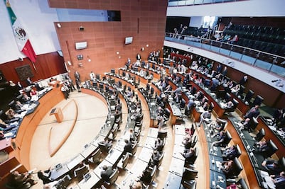 Senado arranca sesión con 43 legisladores ausentes